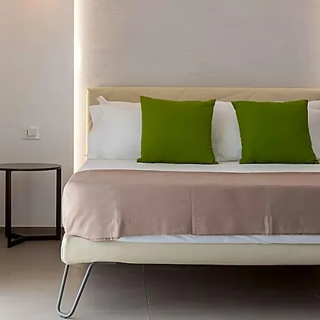 Hotel Horizon Rooms&home 4*